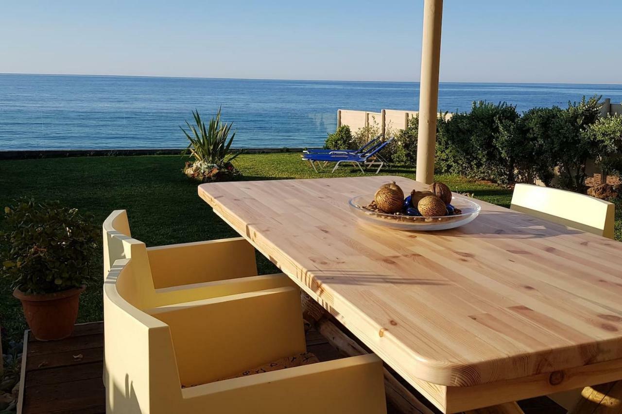 Nautilus House Villa Stalos Exterior photo